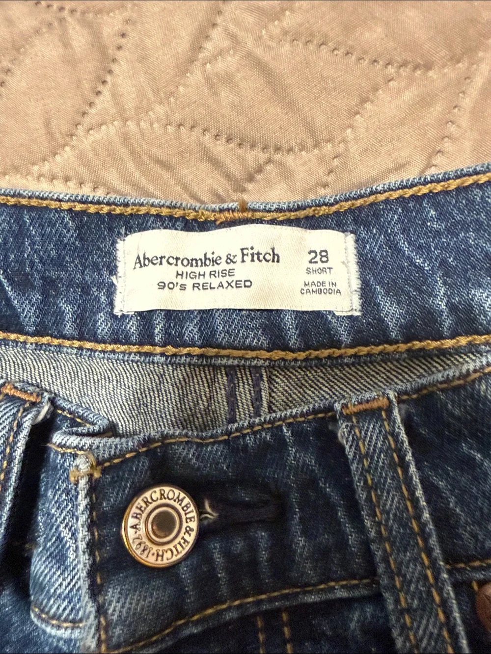 ABERCROMBIE HIGH RISE 90s RELAXED